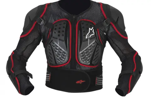 Czarna kurtka ochronna Alpinestars Bionic Plus z czerwonymi akcentami, siatkowymi rękawami i ochraniaczami.